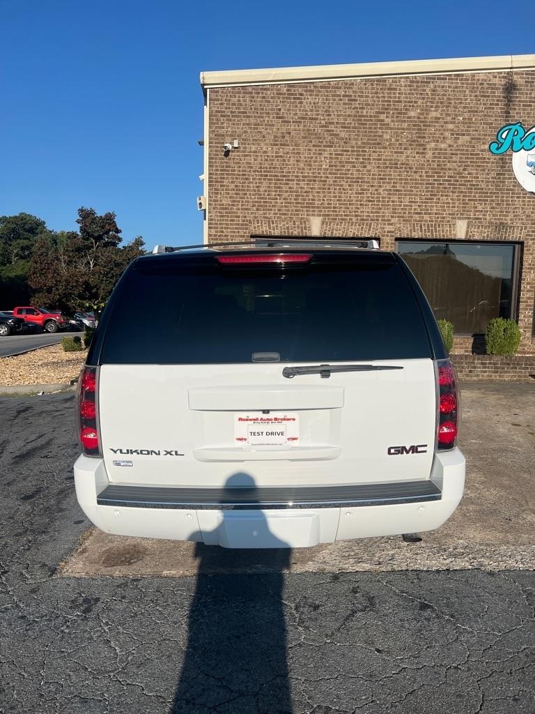 gmc yukon xl 2008 1GKFK66888J169827 image gmc yukon xl 2008 1GKFK66888J169827 image
